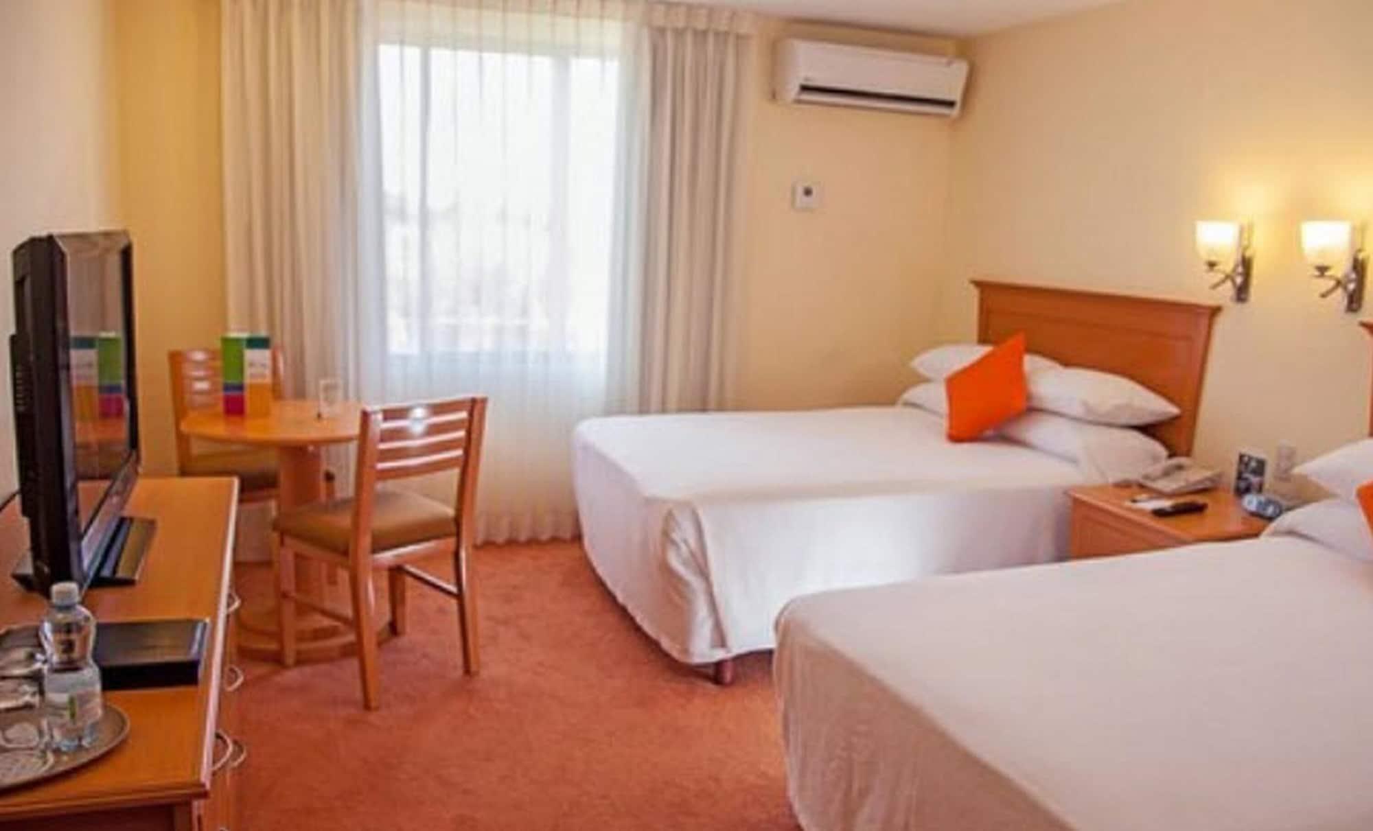 Araiza Palmira Hotel Y Centro De Convenciones Ла-Пас Экстерьер фото