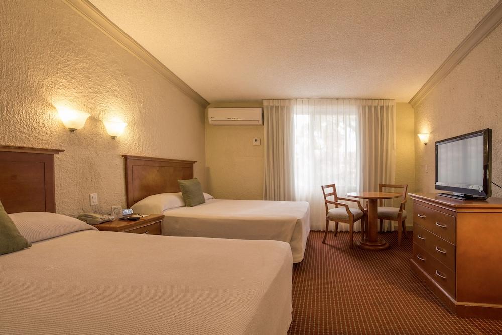 Araiza Palmira Hotel Y Centro De Convenciones Ла-Пас Экстерьер фото