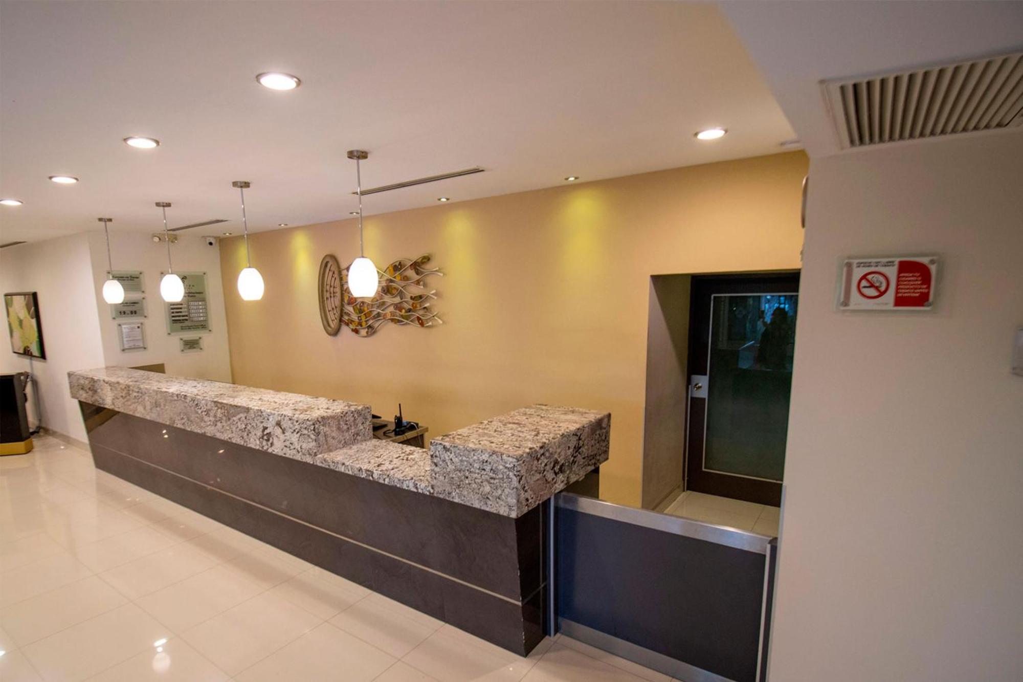 Araiza Palmira Hotel Y Centro De Convenciones Ла-Пас Экстерьер фото
